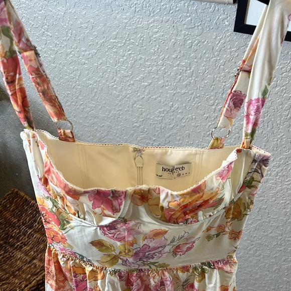 HOUSE OF CB 'Elia' Ivory Floral Midi Sundress NWOT - Picture 11 of 14